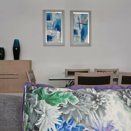 Monte Laguna - Clever Details * Виламура