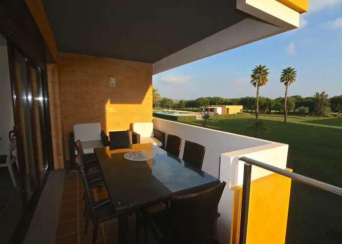 Monte Laguna - Clever Details * Βιλαμούρα